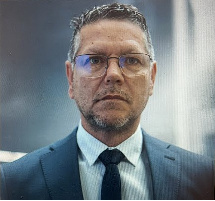 César Arce Co-Fundador CAPTIVA